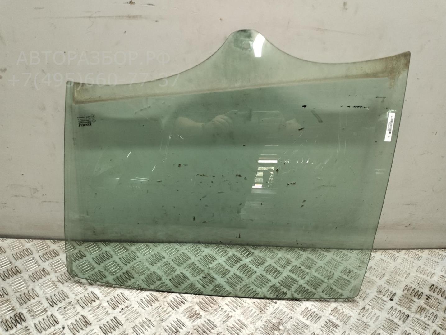 Стекло двери задней левой