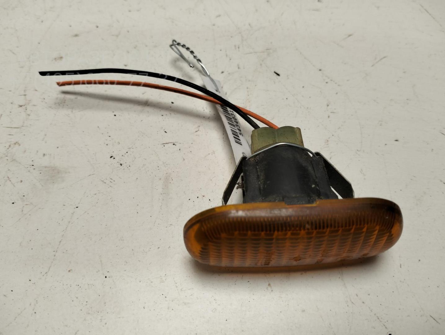 Указатель поворота правый