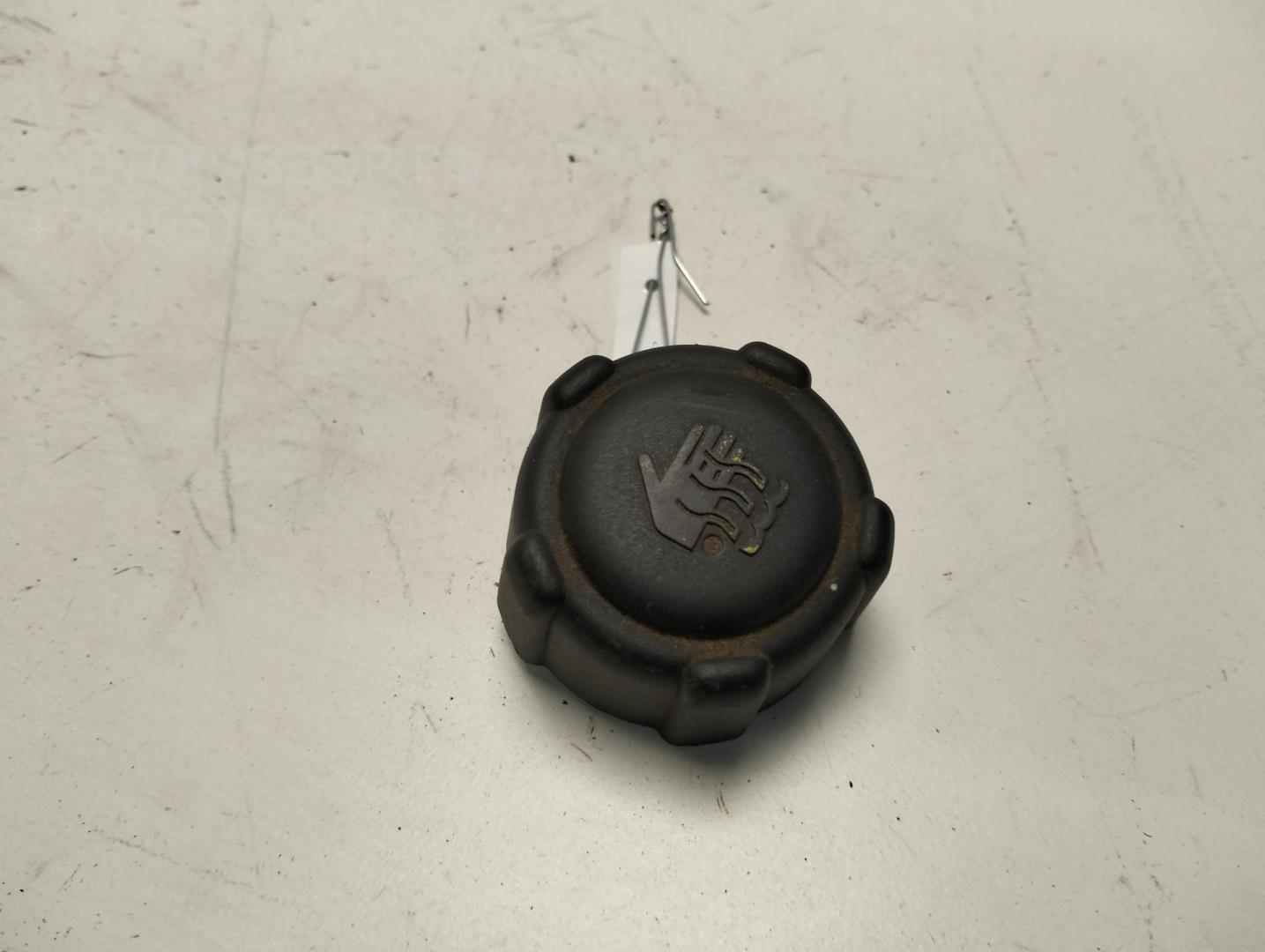 Крышка расширительного бачка