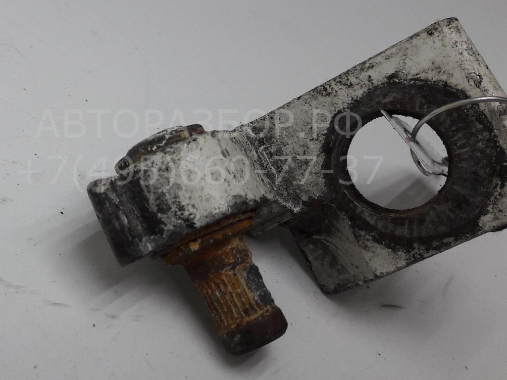 Петля двери