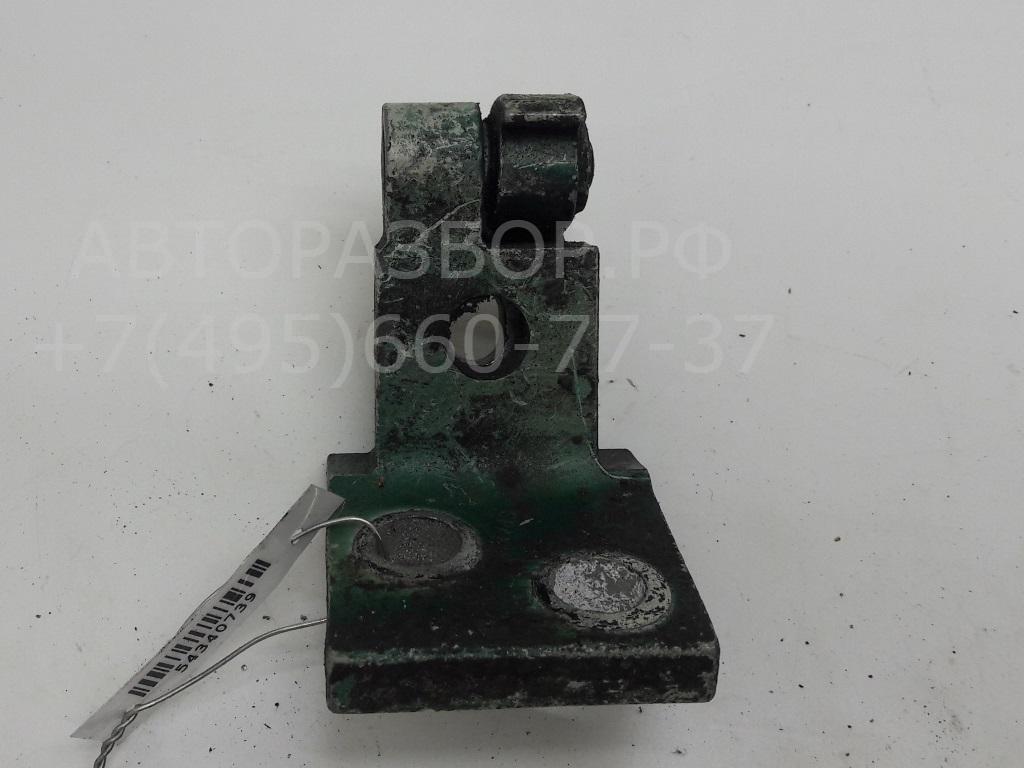 Петля двери