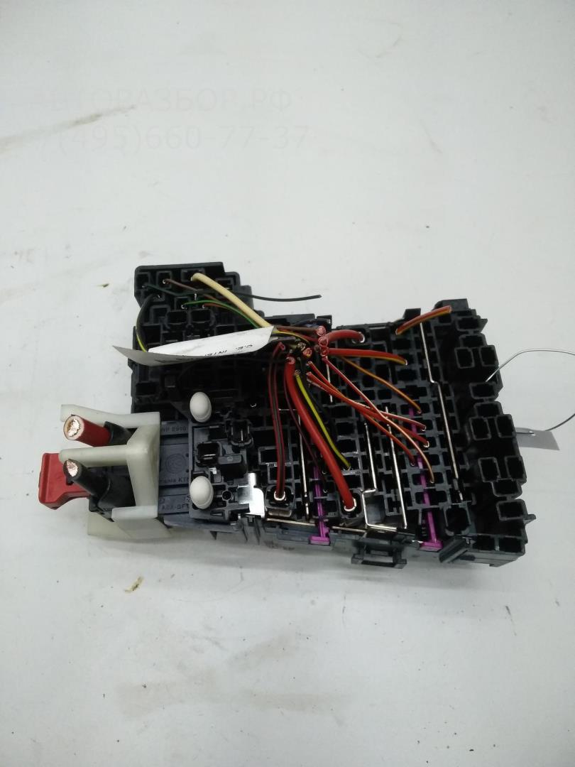 Блок предохранителей