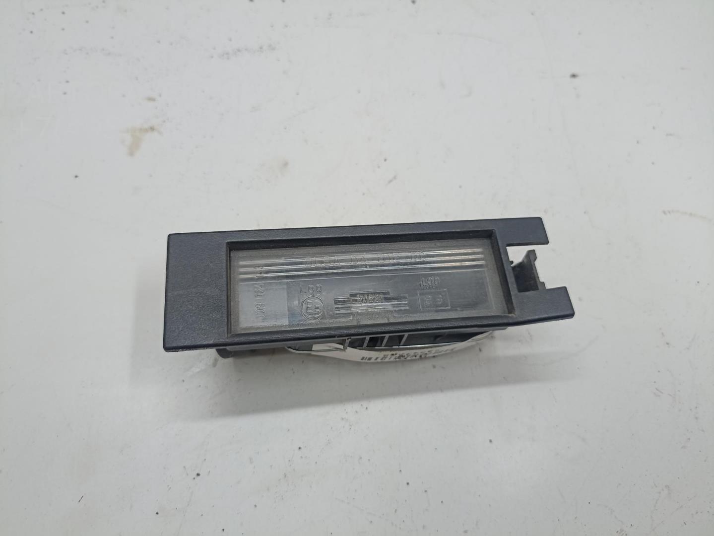 Фонарь подсветки номера