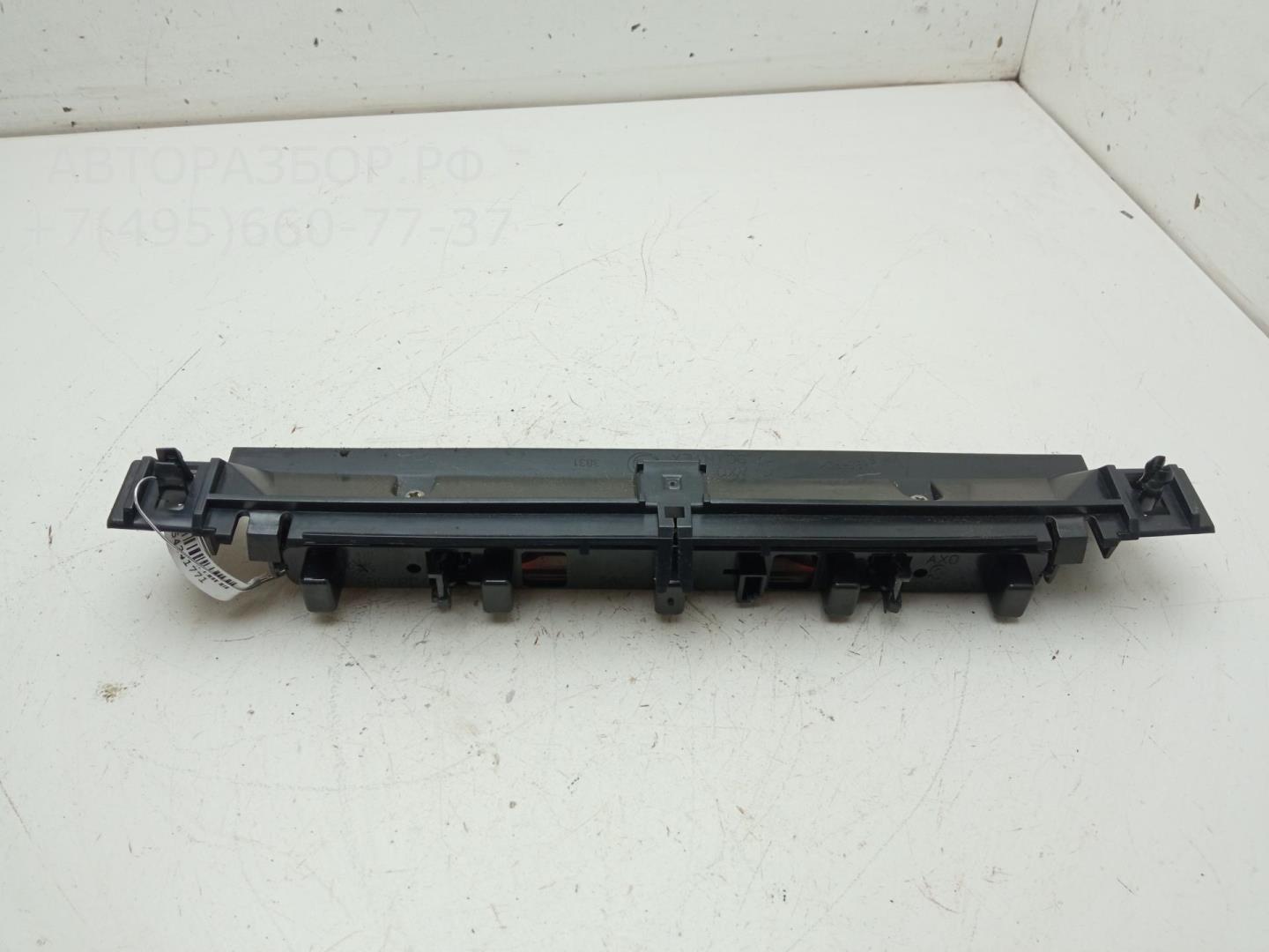 Фонарь задний (стоп сигнал)