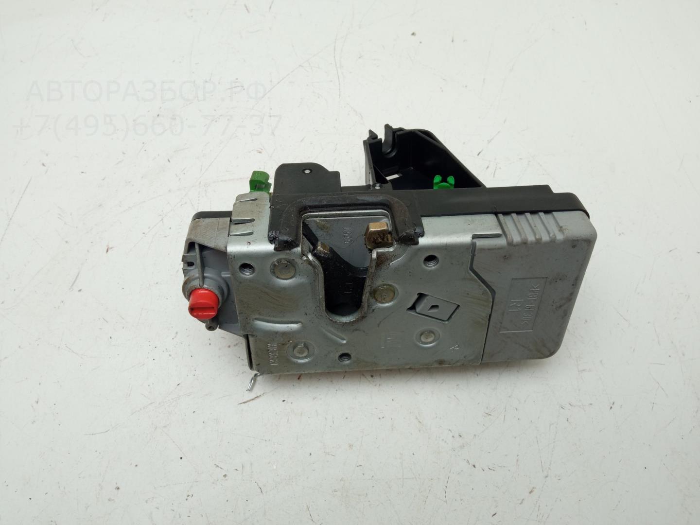 Замок двери задней правой