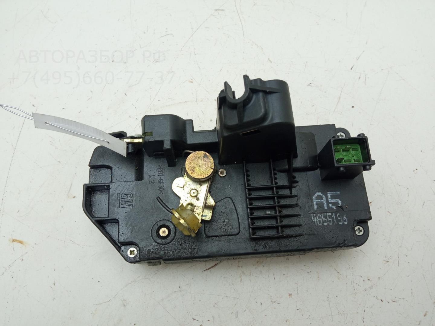 Замок двери задней левой