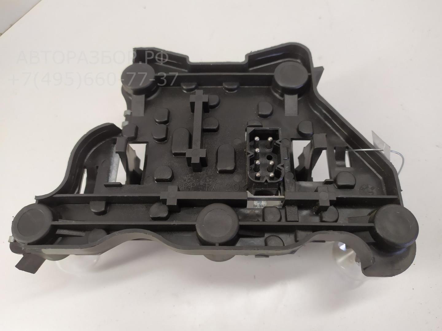 Плата заднего фонаря левого