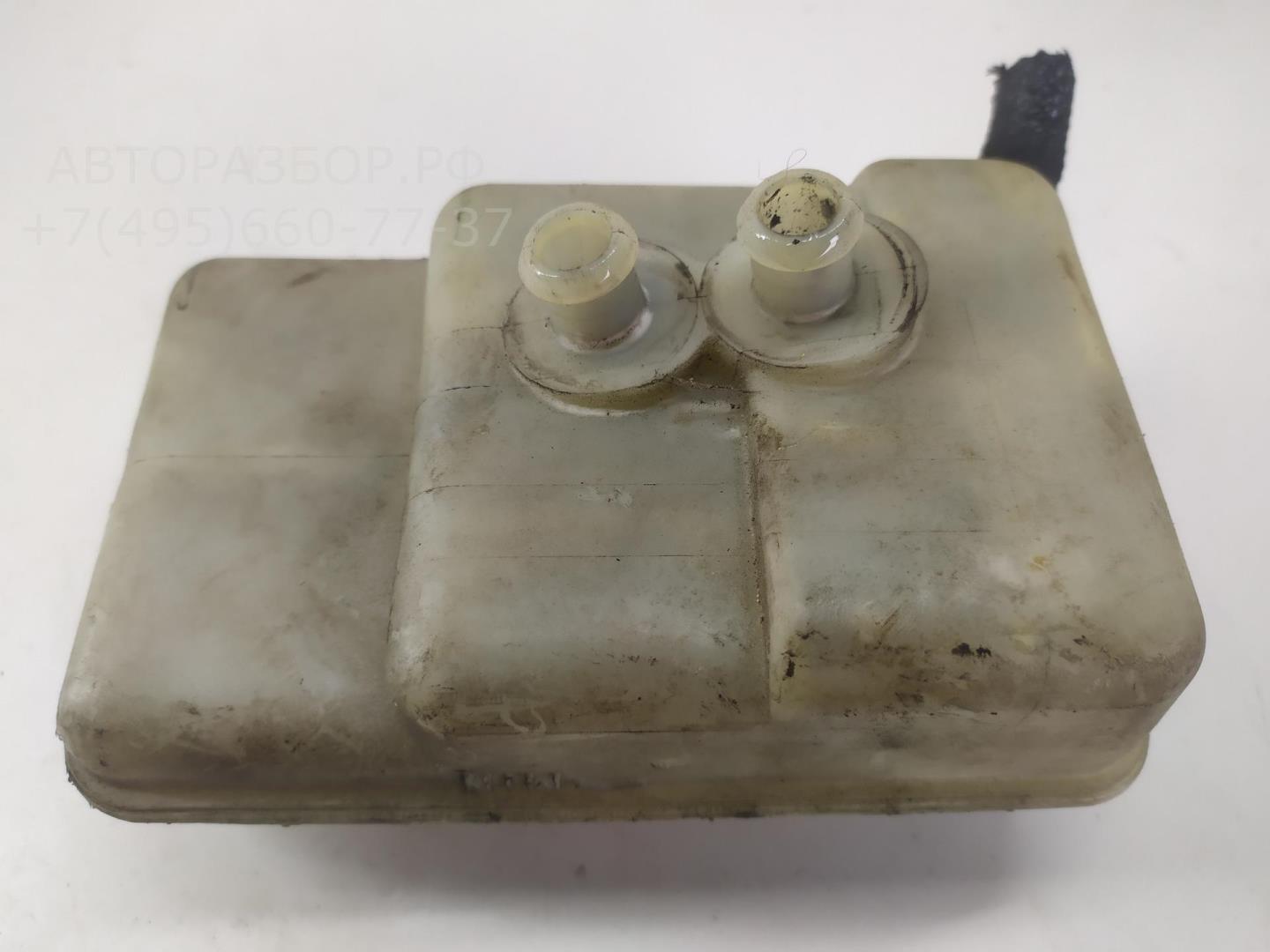 Бачок главного тормозного цилиндра