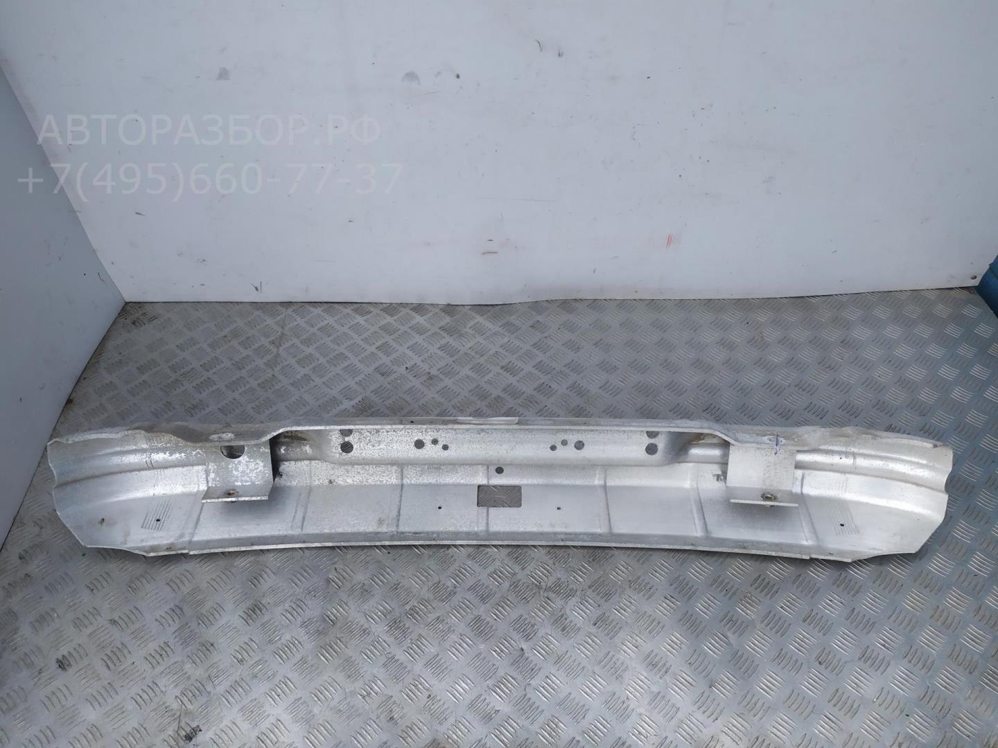 Усилитель заднего бампера