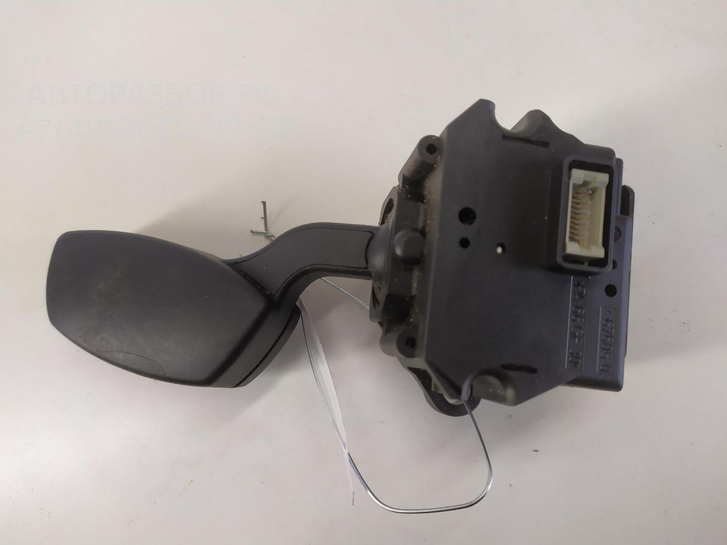 Переключатель поворотов подрулевой