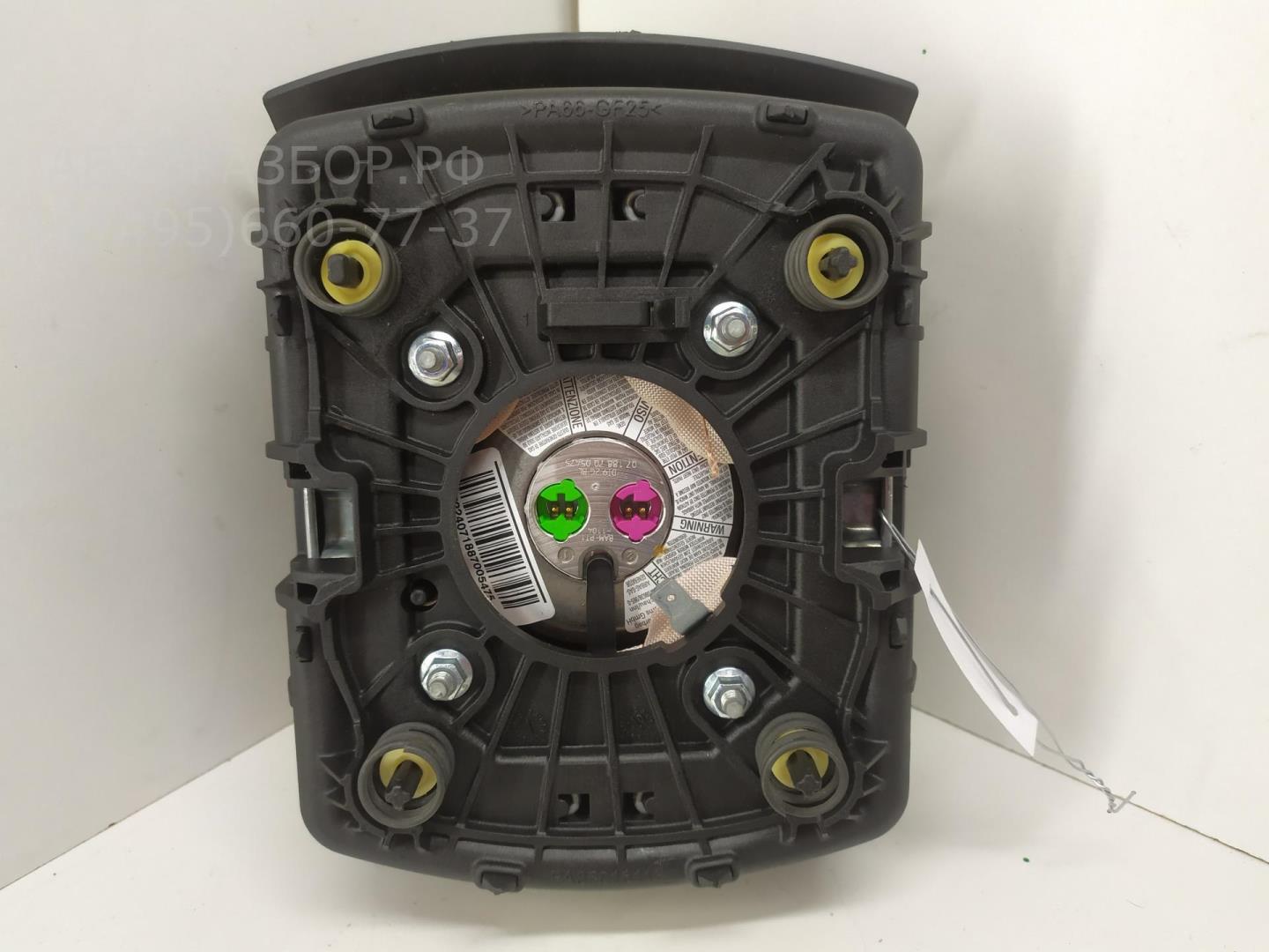 Подушка безопасности в рулевое колесо