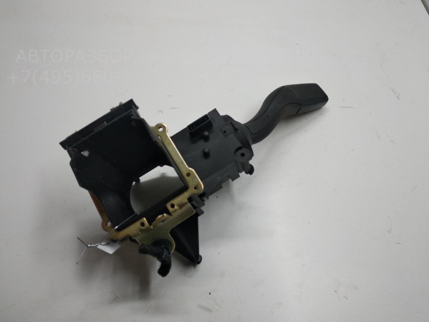 Переключатель поворотов подрулевой