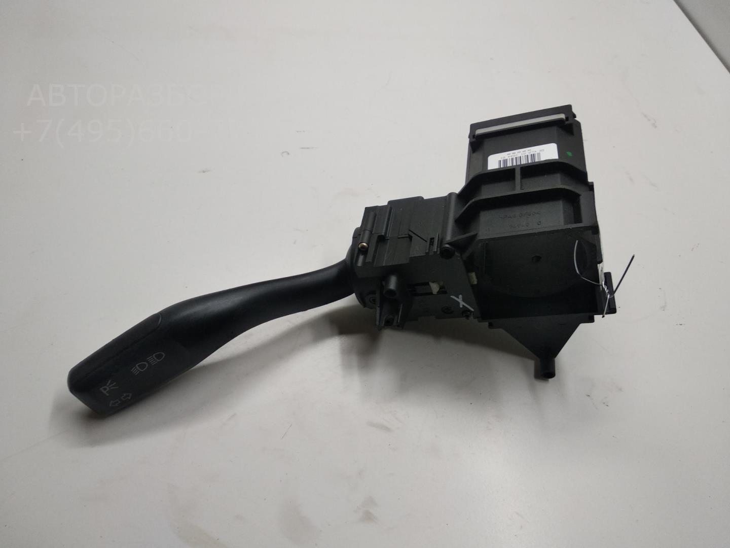 Переключатель поворотов подрулевой