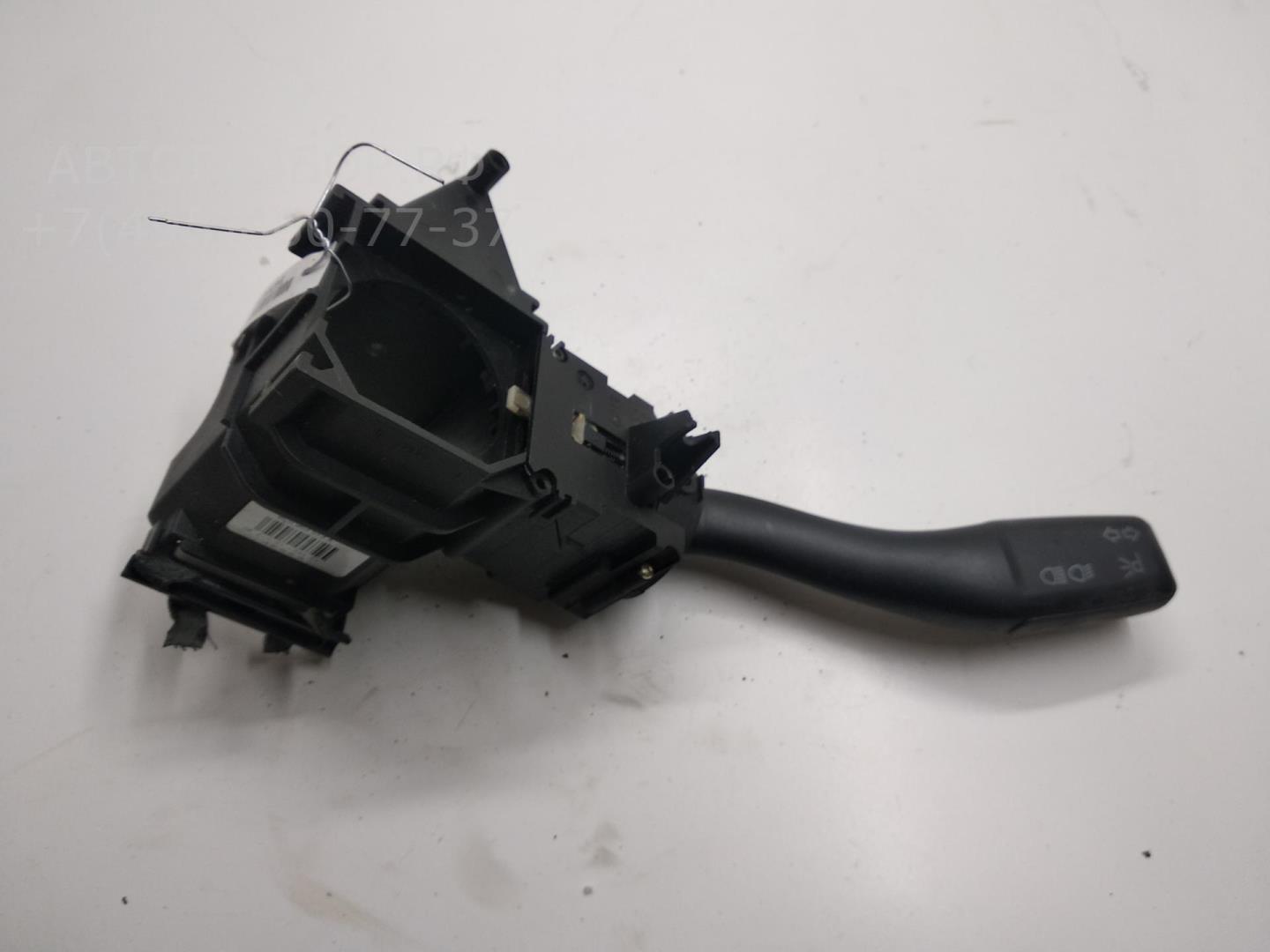 Переключатель поворотов подрулевой