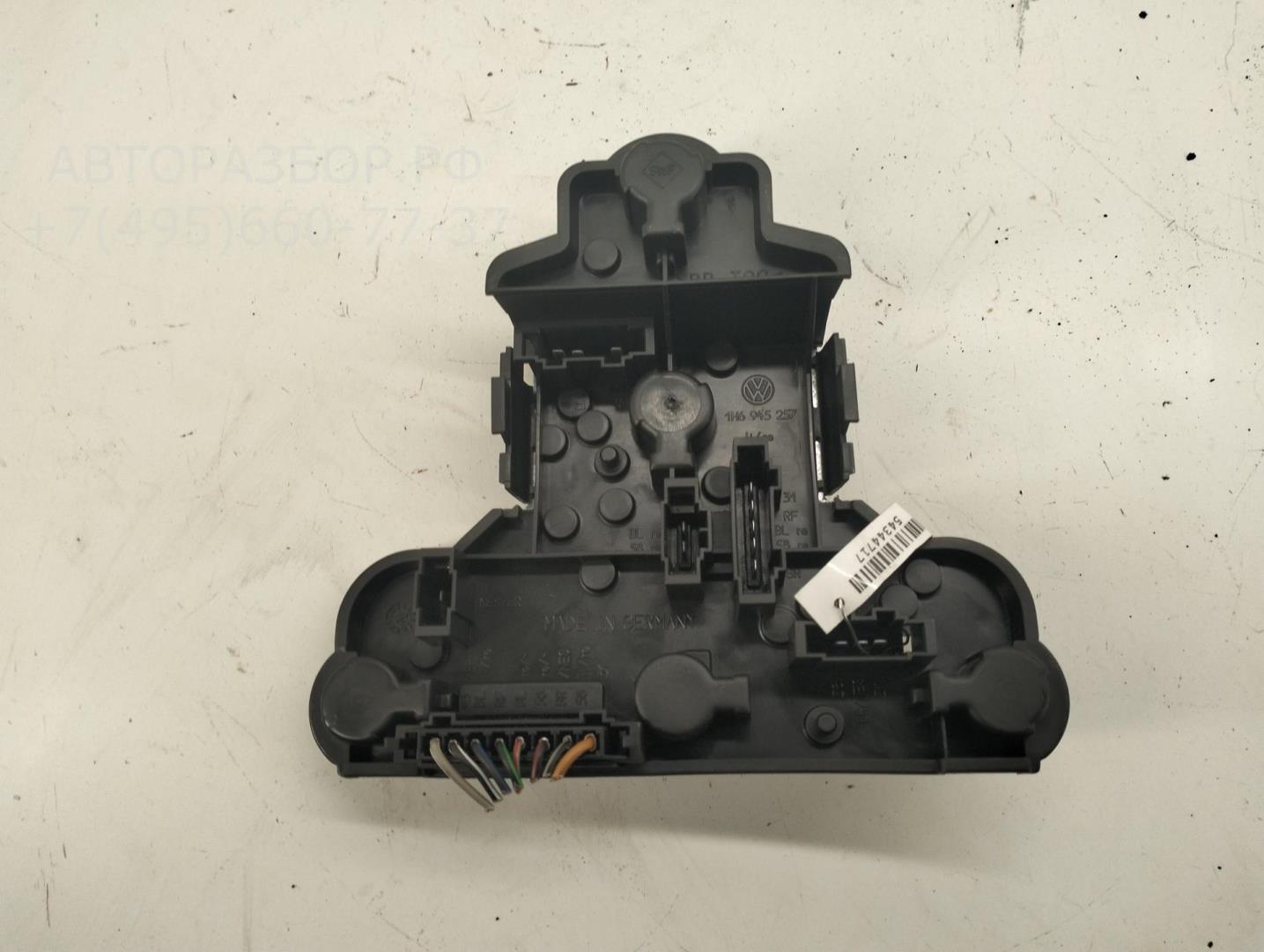 Плата заднего фонаря левого