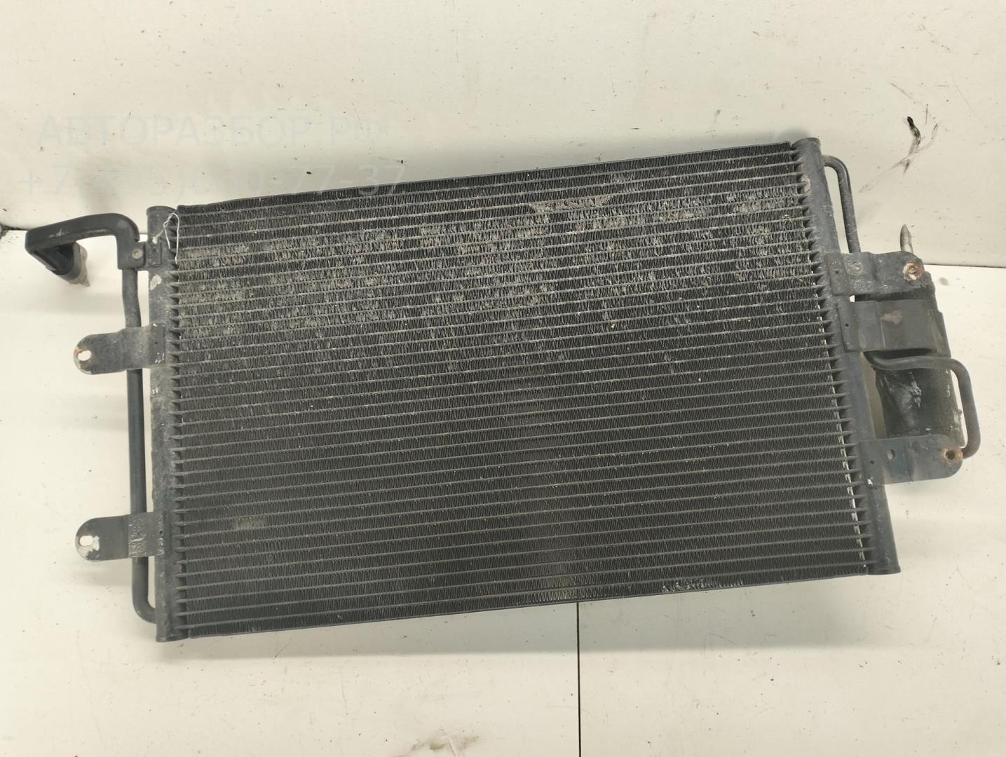 Радиатор кондиционера / конденсер