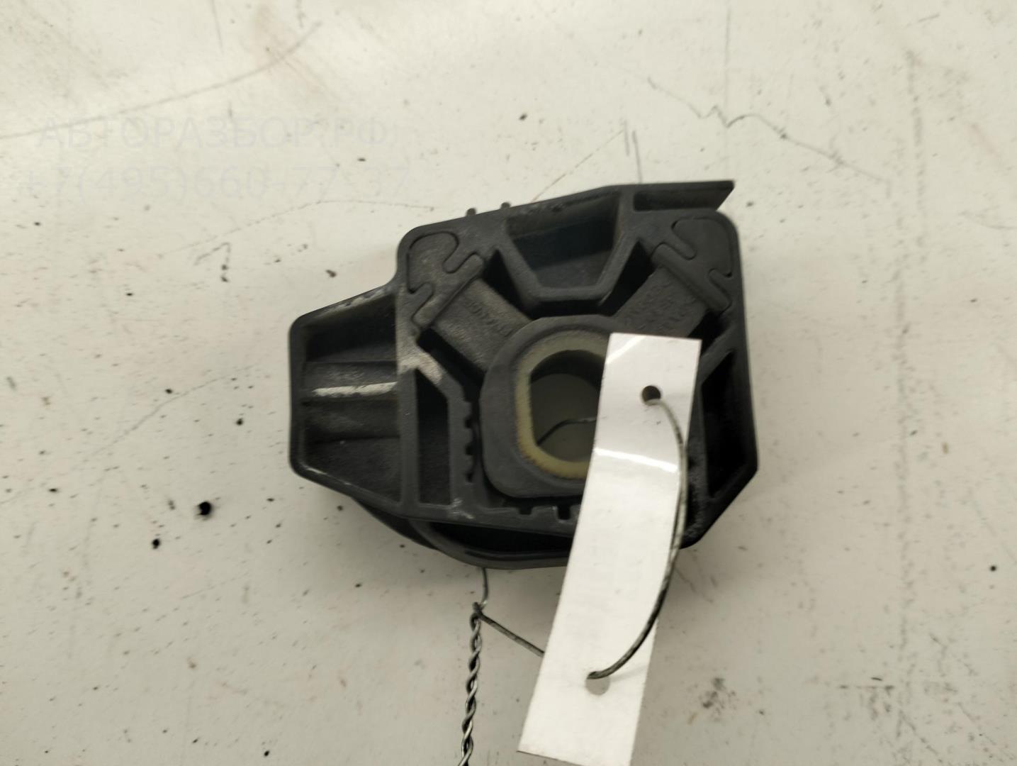 Кронштейн радиатора