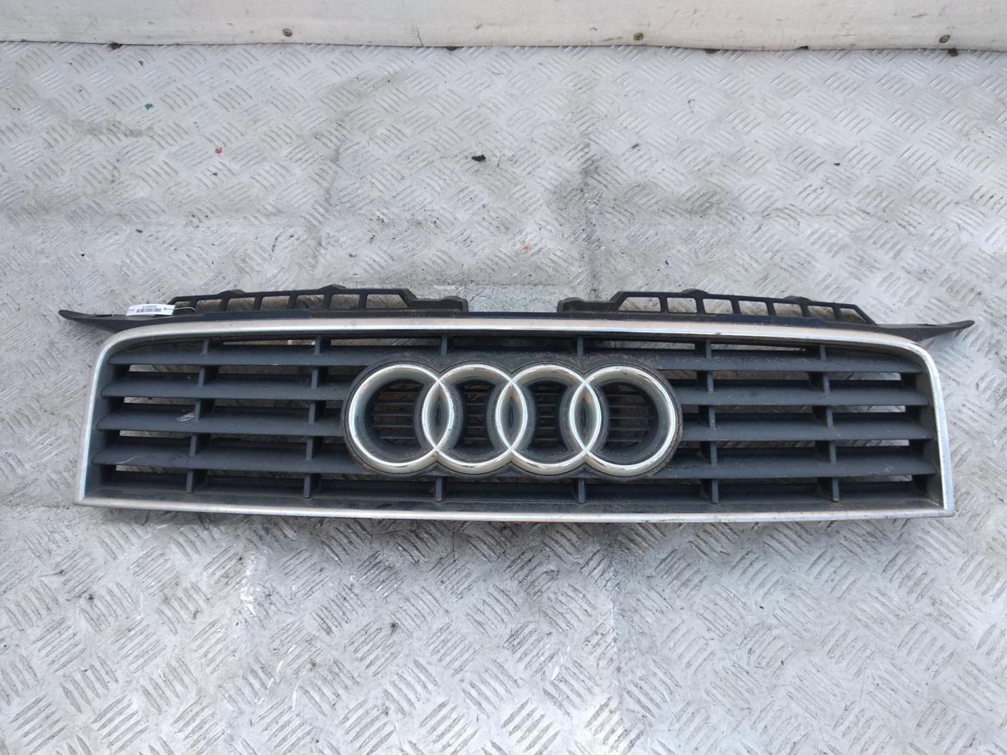 Решетка радиатора