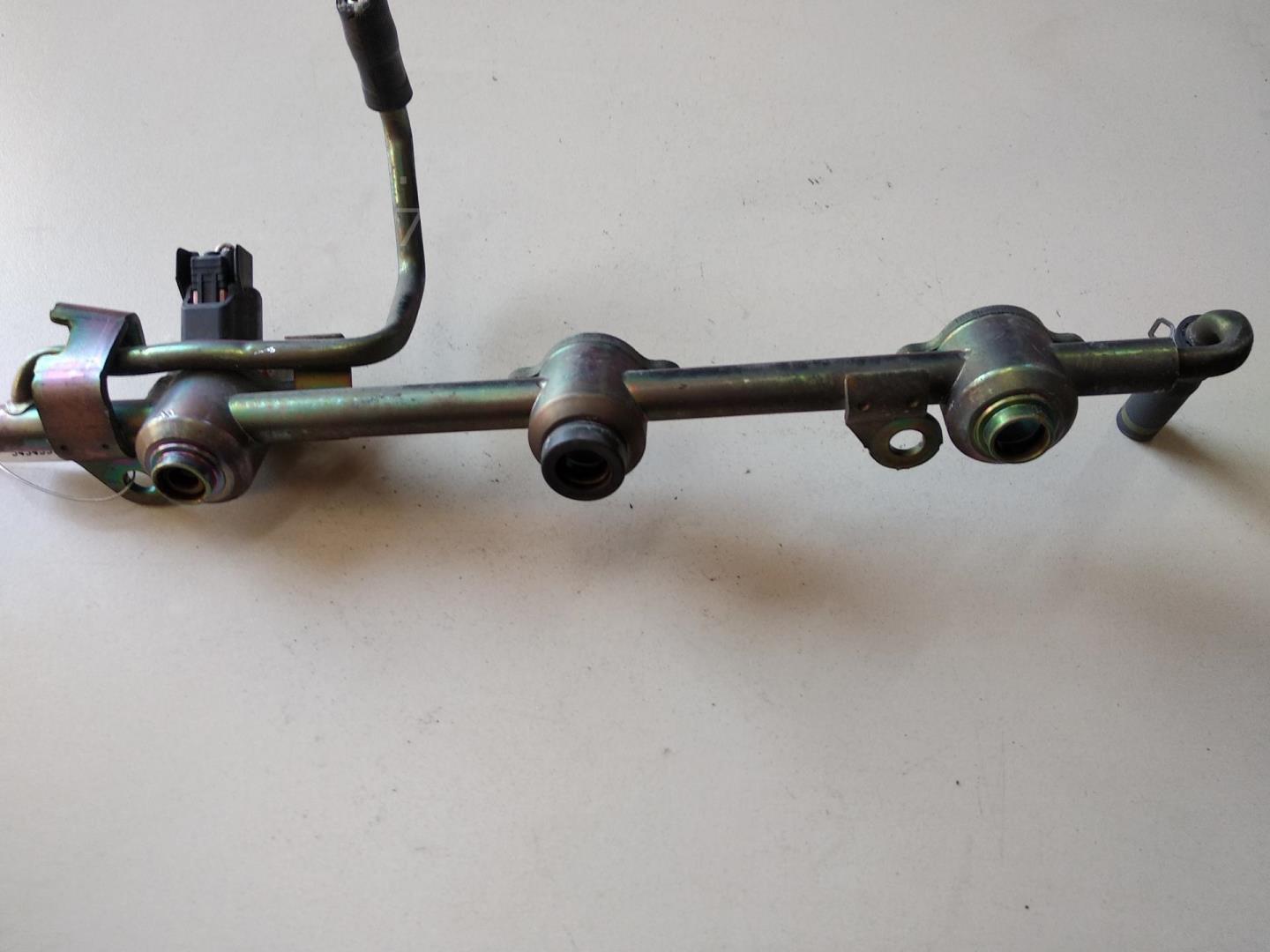 Рейка топливная (рампа)