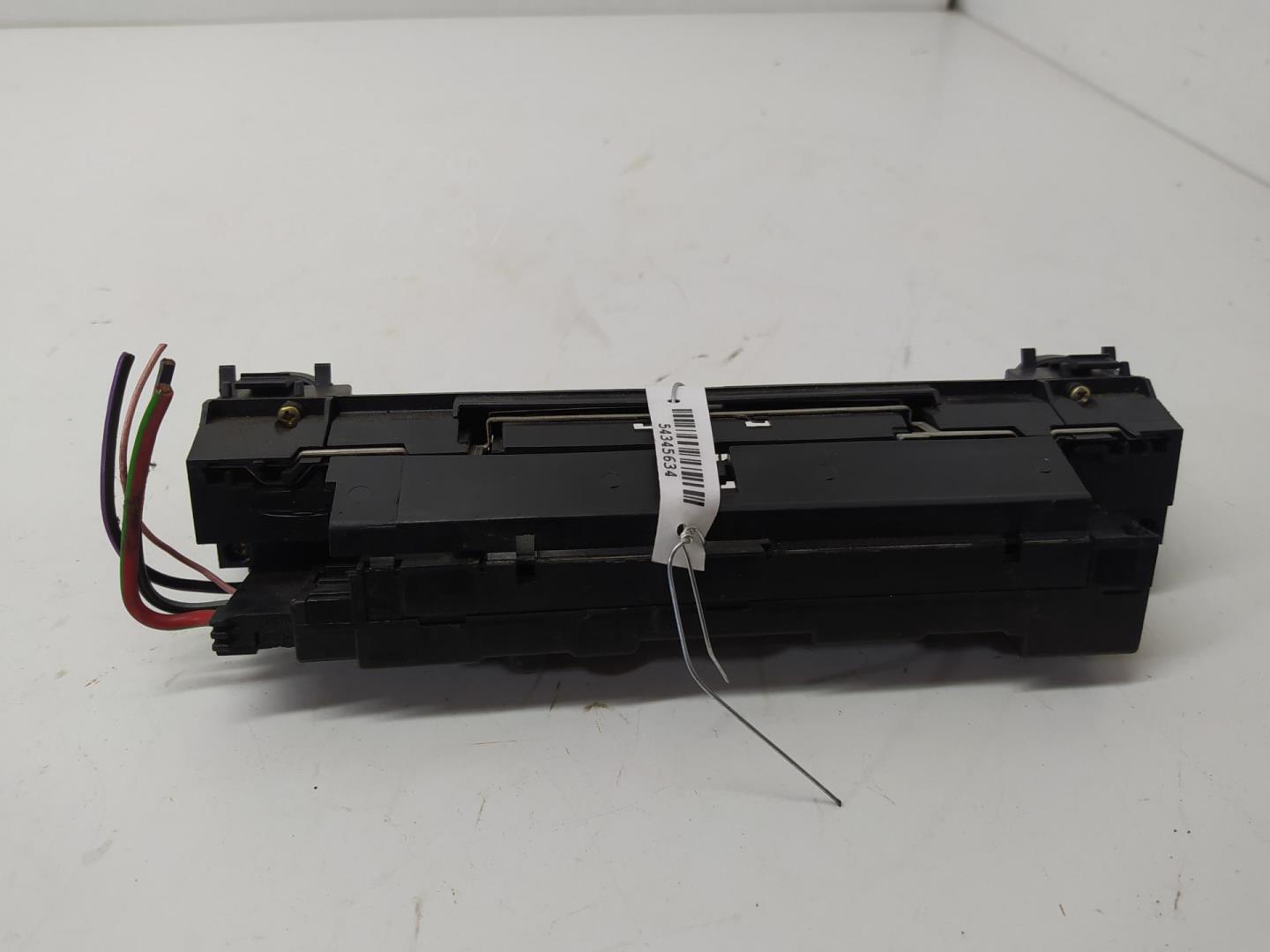 Кнопка обогрева сидений