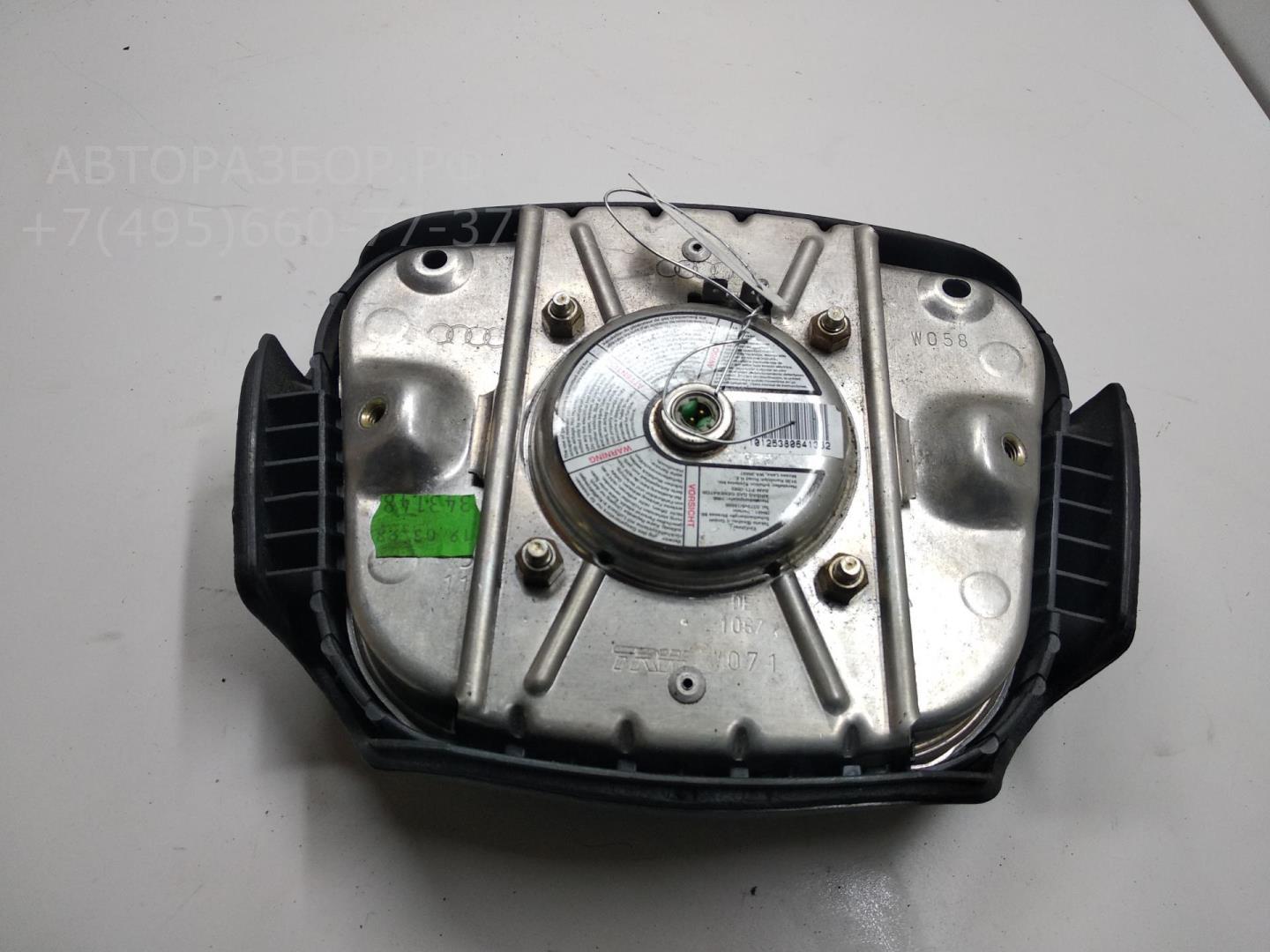 Подушка безопасности в рулевое колесо