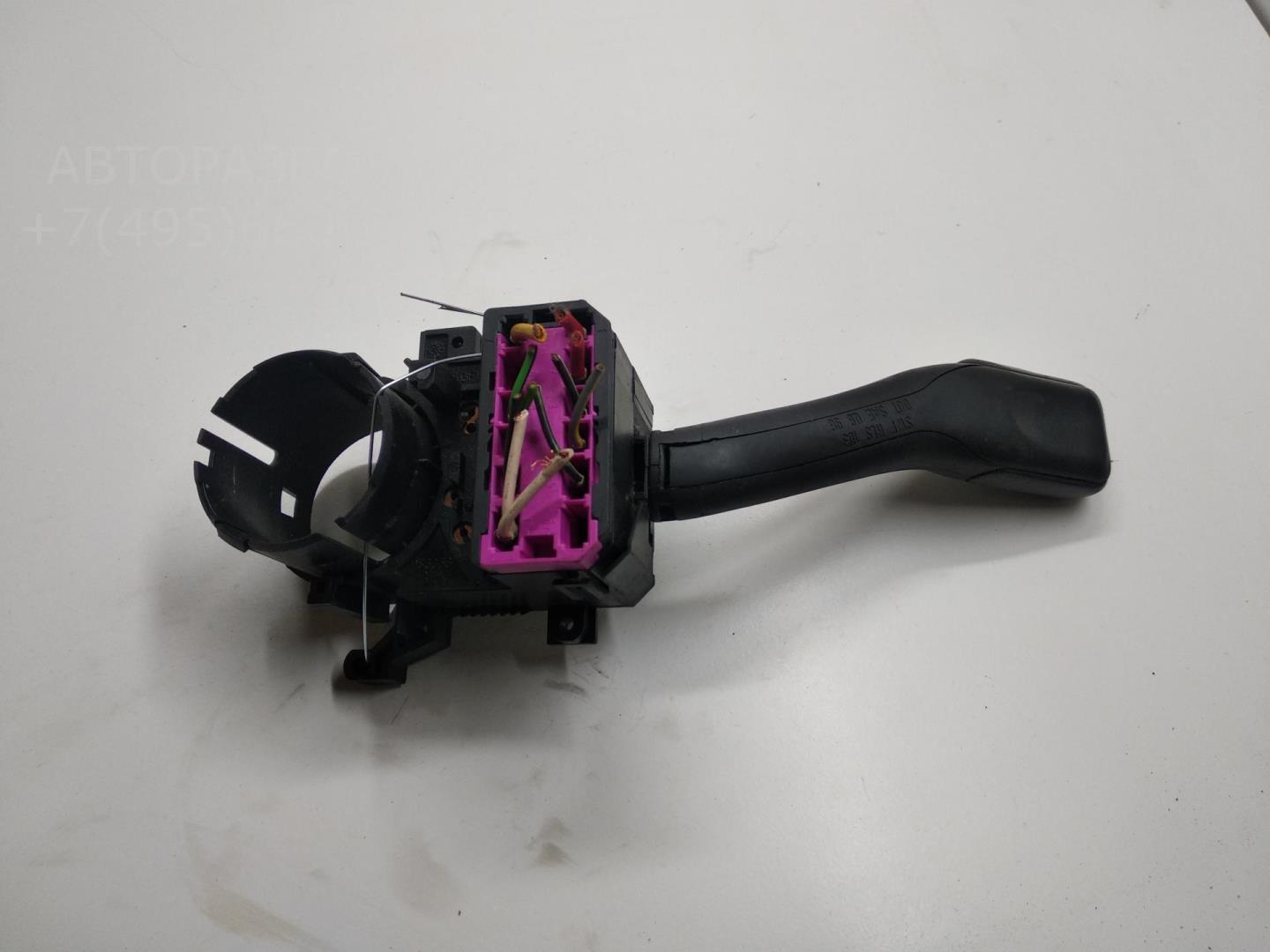 Переключатель поворотов подрулевой