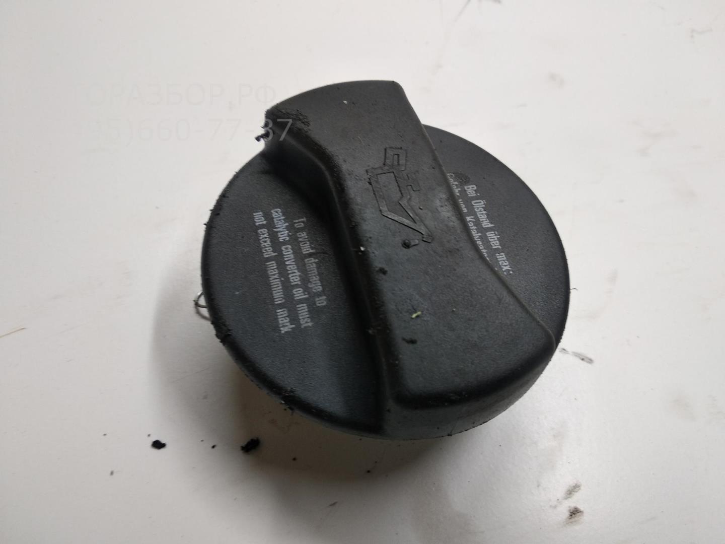 Крышка маслозаливной горловины