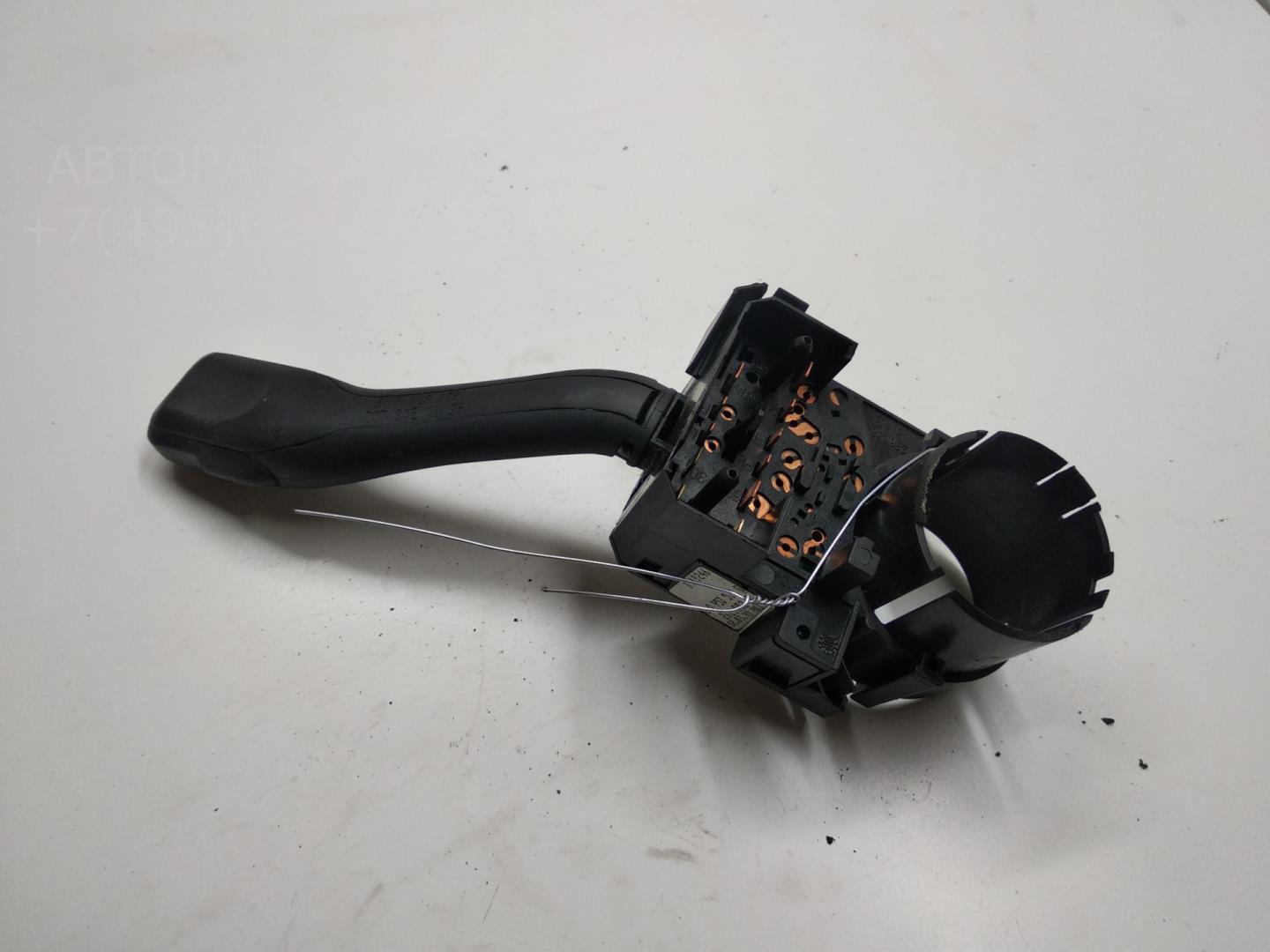 Переключатель поворотов подрулевой