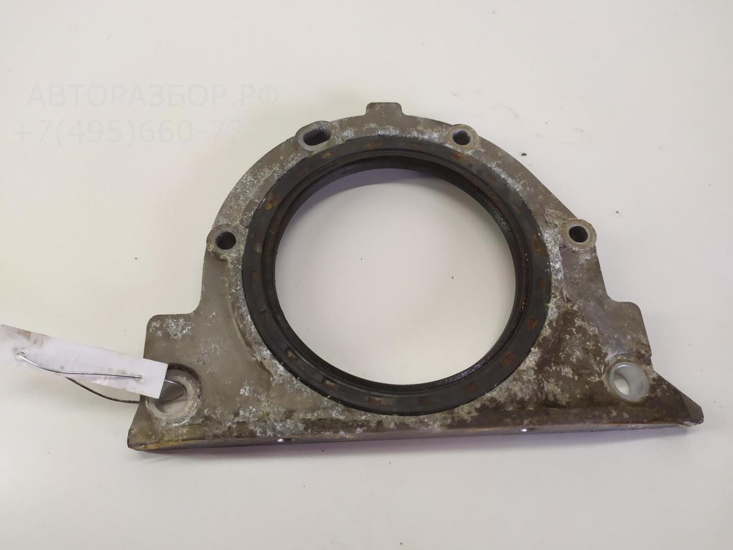 Крышка двигателя