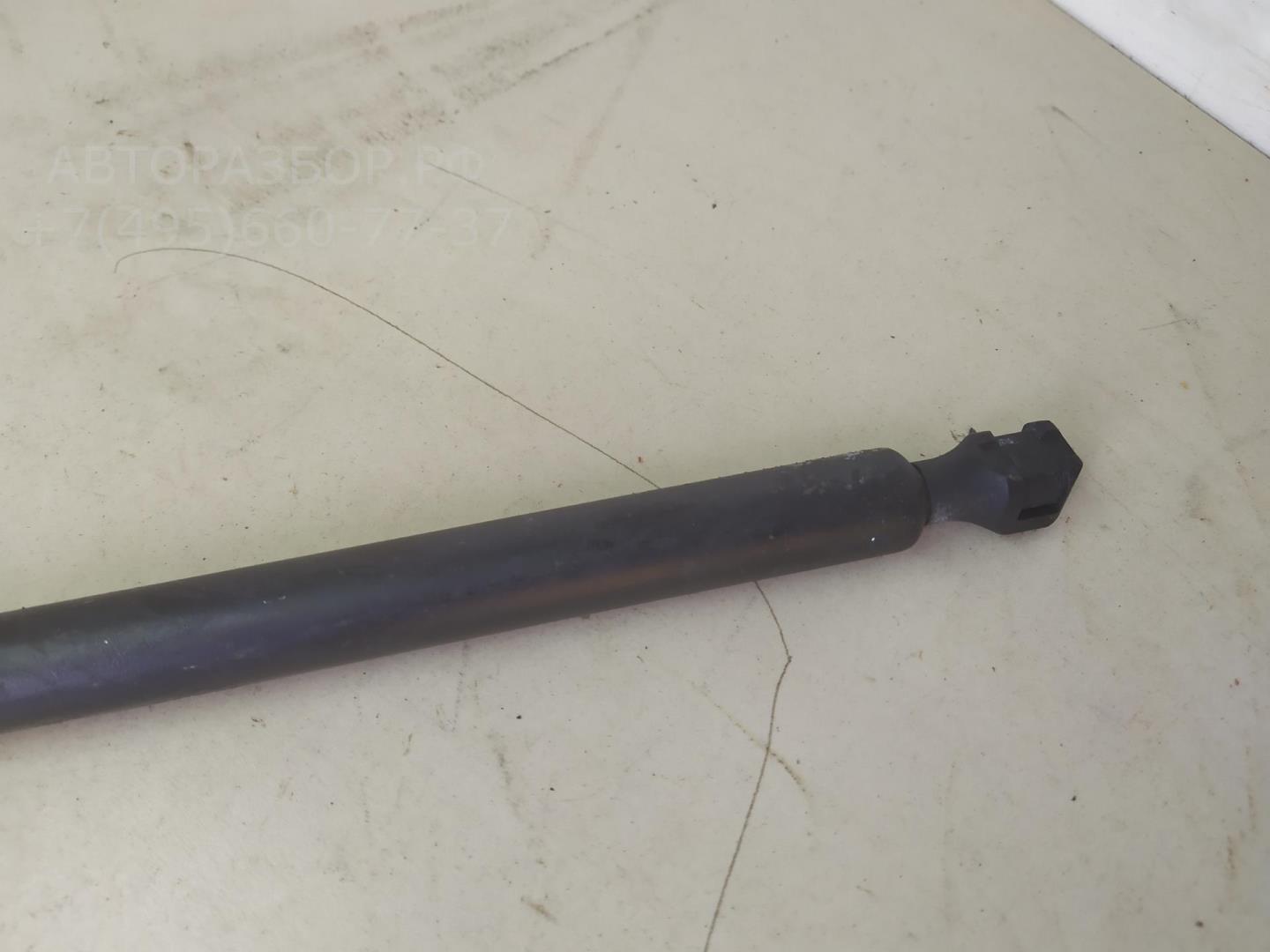 Амортизатор крышки багажника