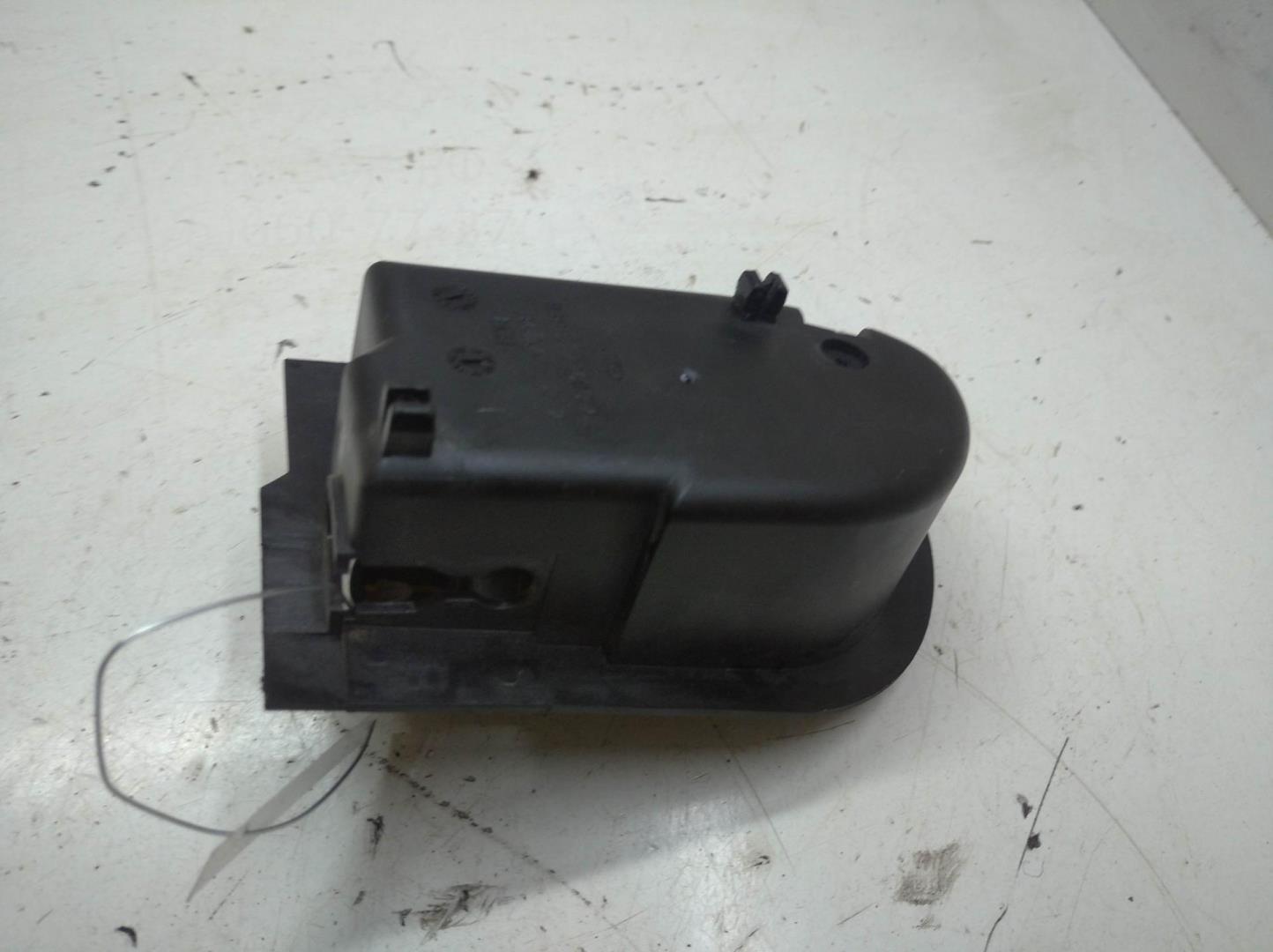 Ручка двери передней внутренняя правая