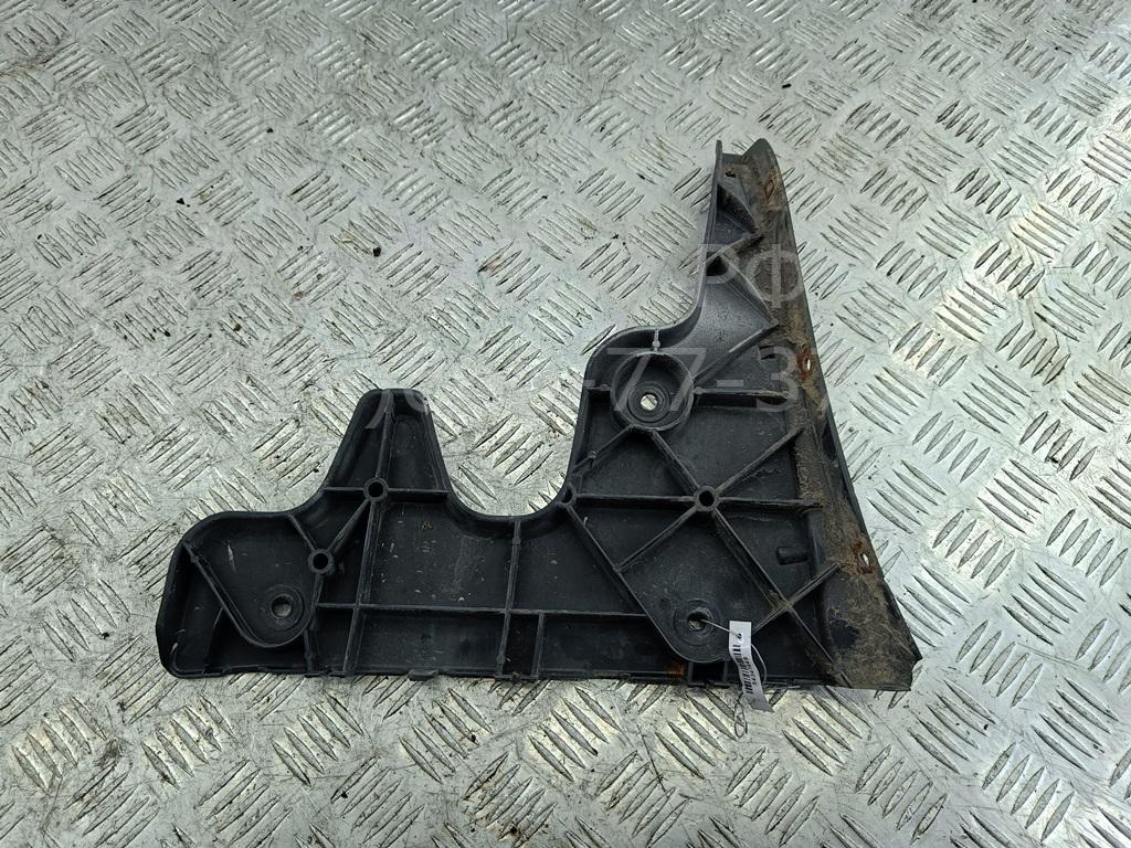 Кронштейн заднего бампера