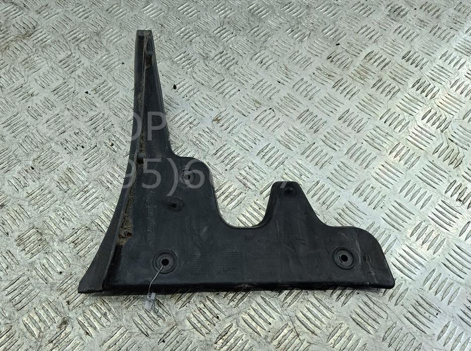 Кронштейн заднего бампера