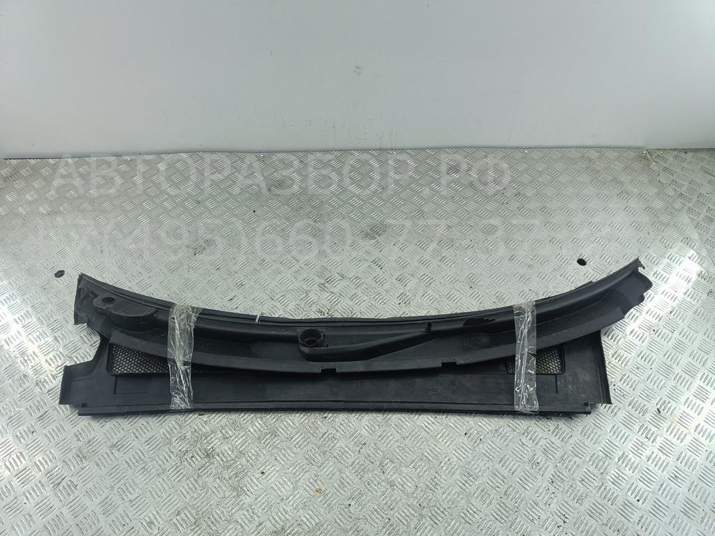 Решетка стеклоочистителей (Жабо)