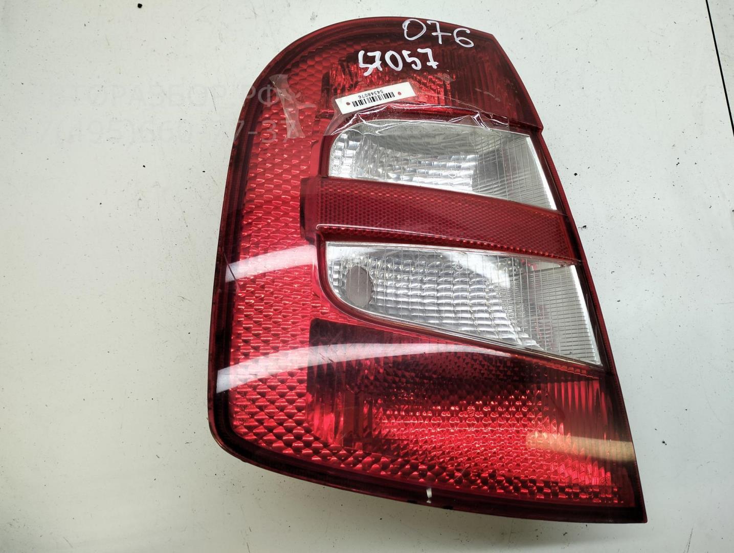 Фонарь задний левый