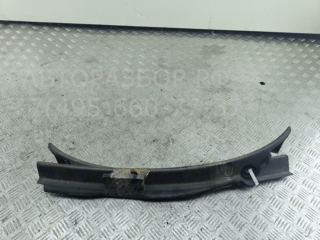 Решетка стеклоочистителей (Жабо)