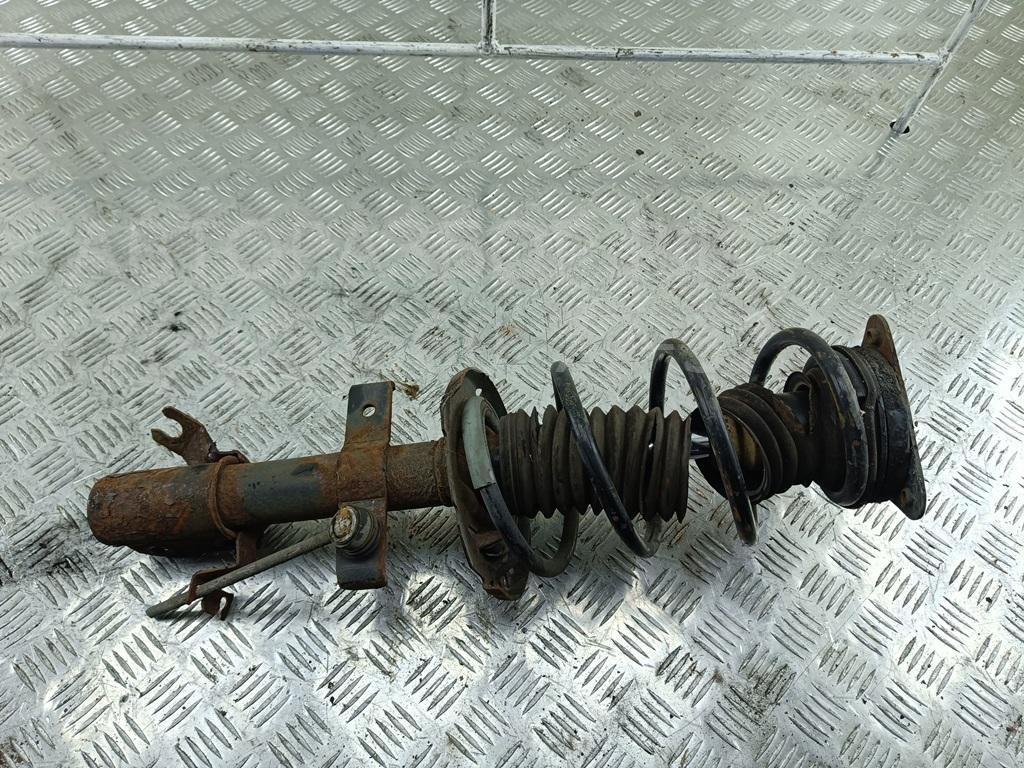 Амортизатор передний правый