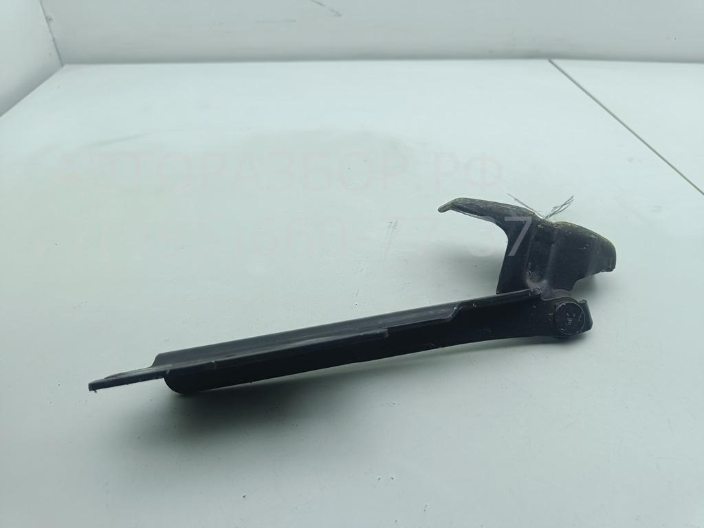 Петля капота левая