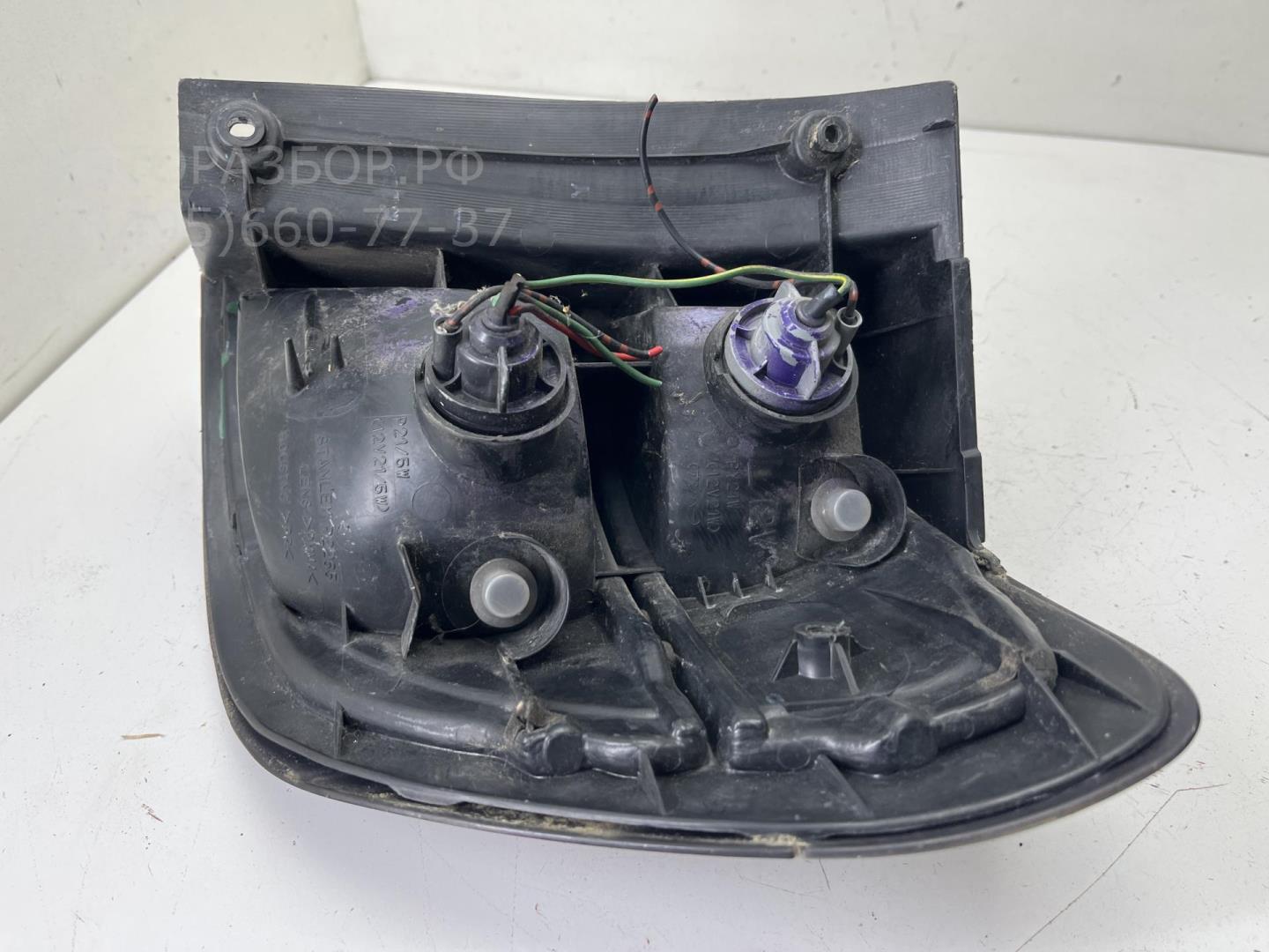 Фонарь задний левый