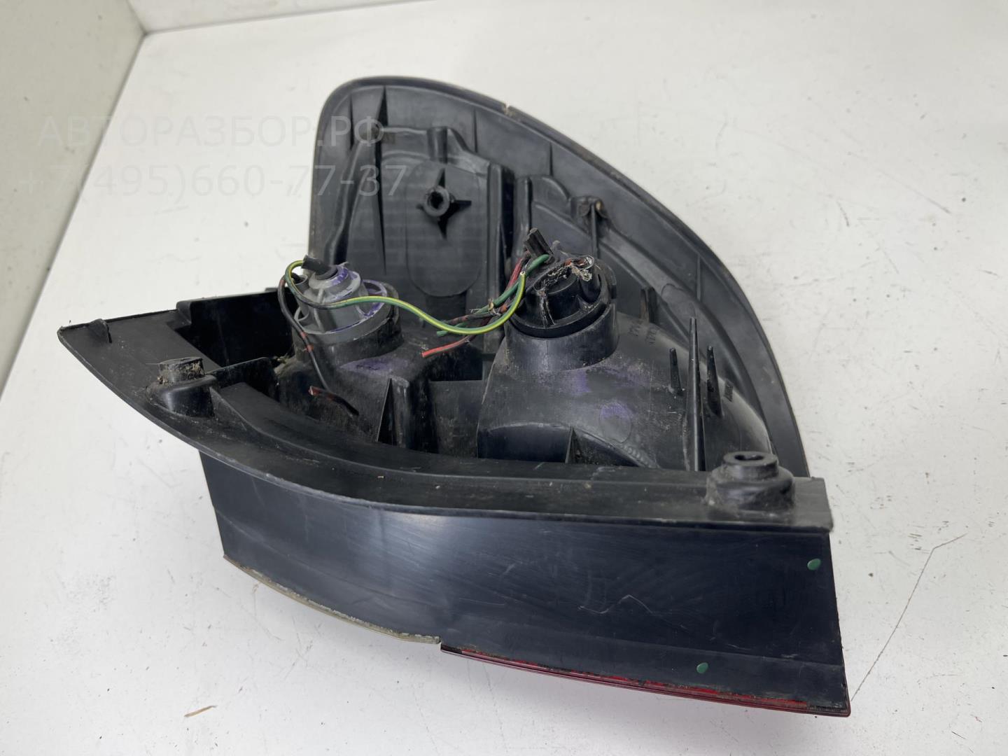 Фонарь задний левый