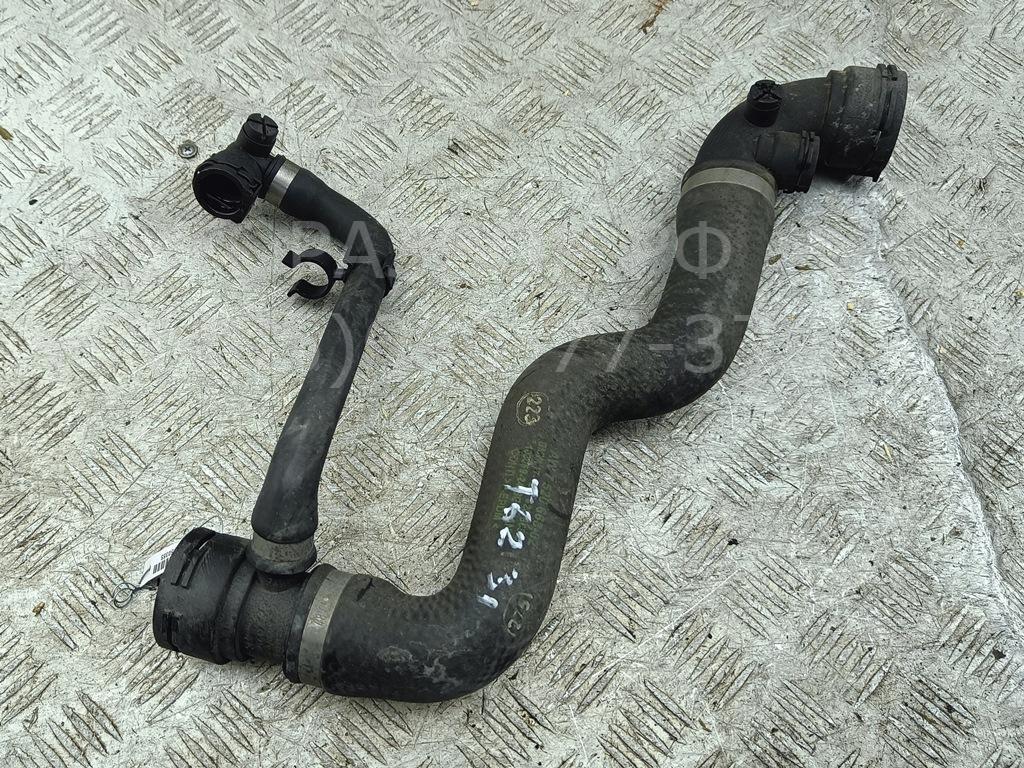 Патрубок радиатора