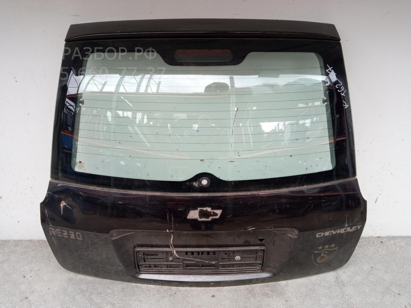 Дверь багажника