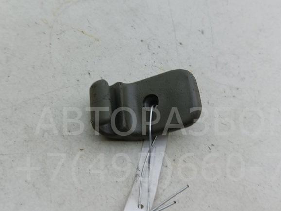 Кронштейн солнцезащитного козырька