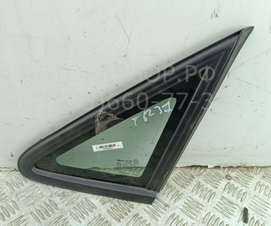 Стекло кузовное глухое левое