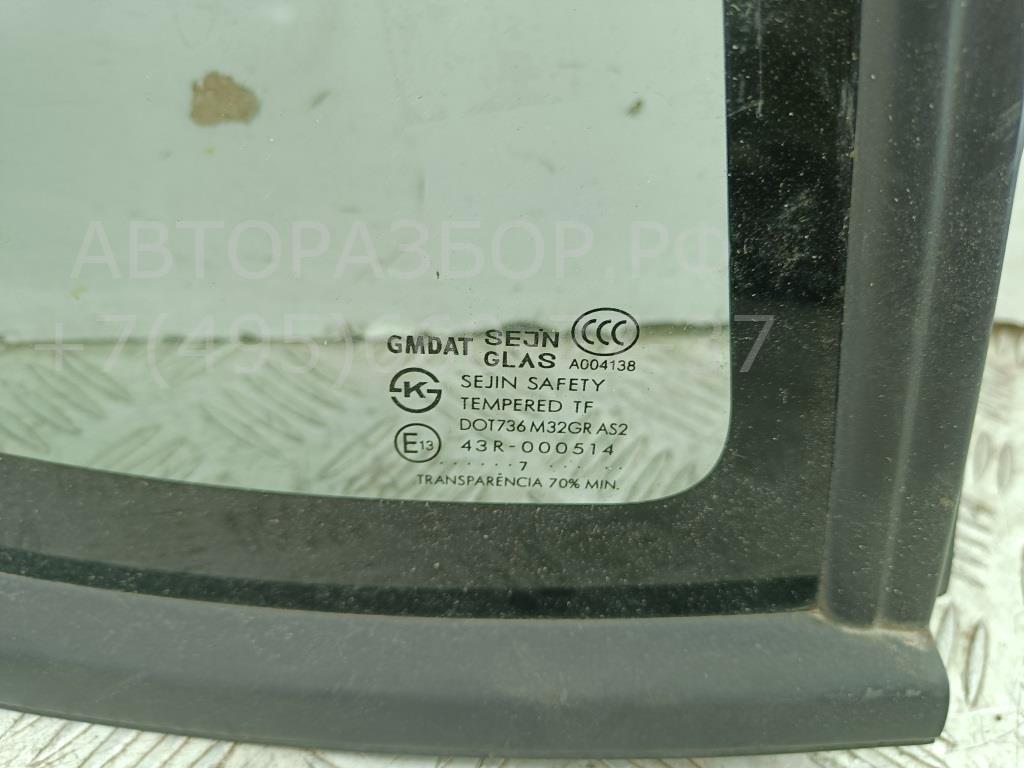 Стекло кузовное глухое правое