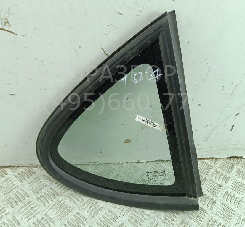 Стекло кузовное глухое правое