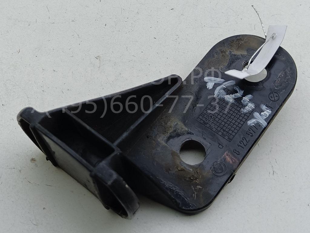 Кронштейн переднего бампера левый