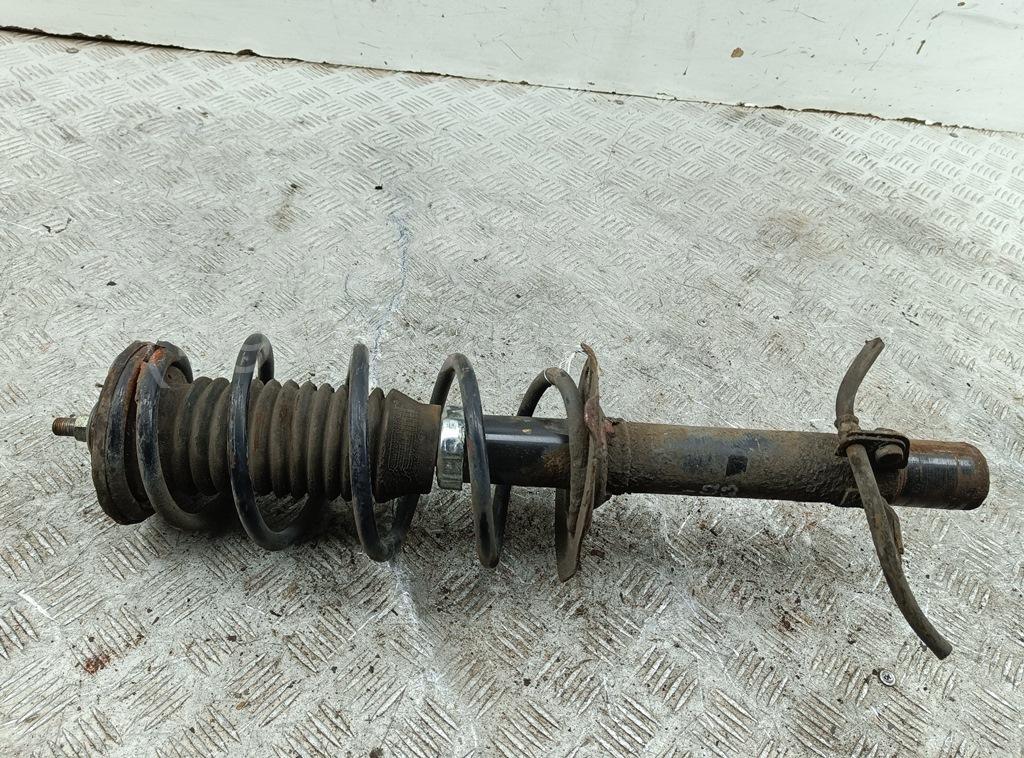 Амортизатор передний правый