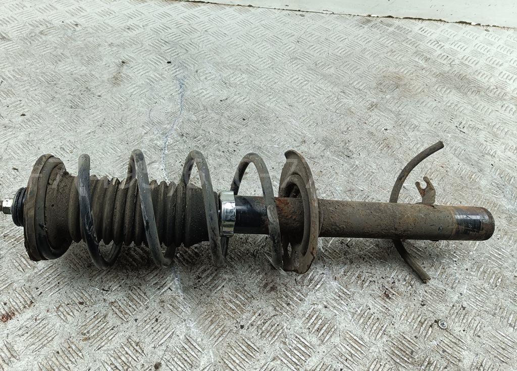 Амортизатор передний правый