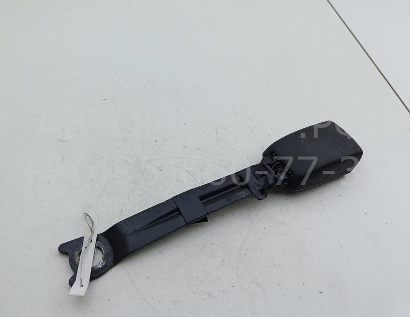 Ответная часть ремня безопасности